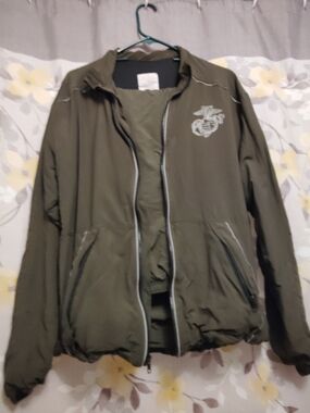 US Marines Track Suit Size Small